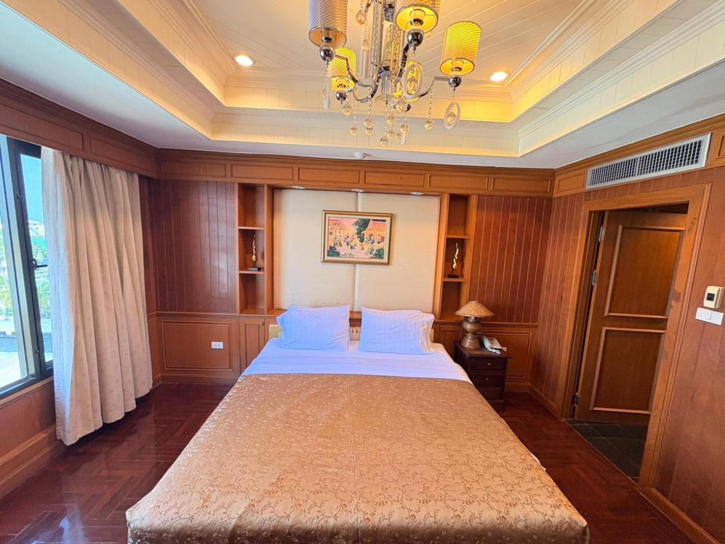 Taksilahotel Maha Sarakham Esterno foto