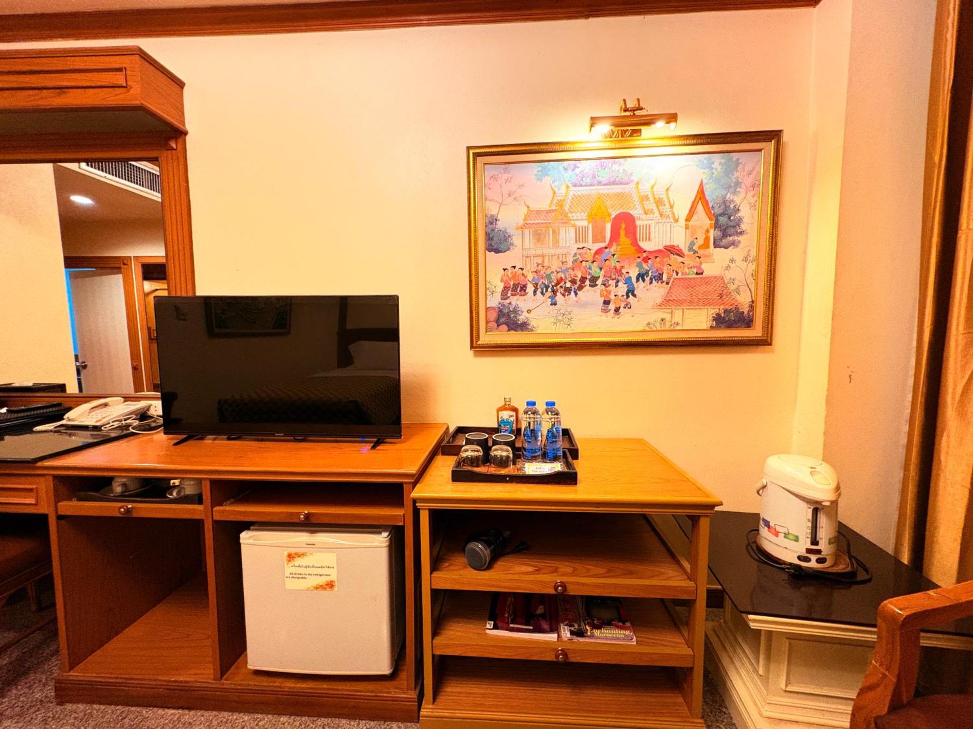 Taksilahotel Maha Sarakham Esterno foto